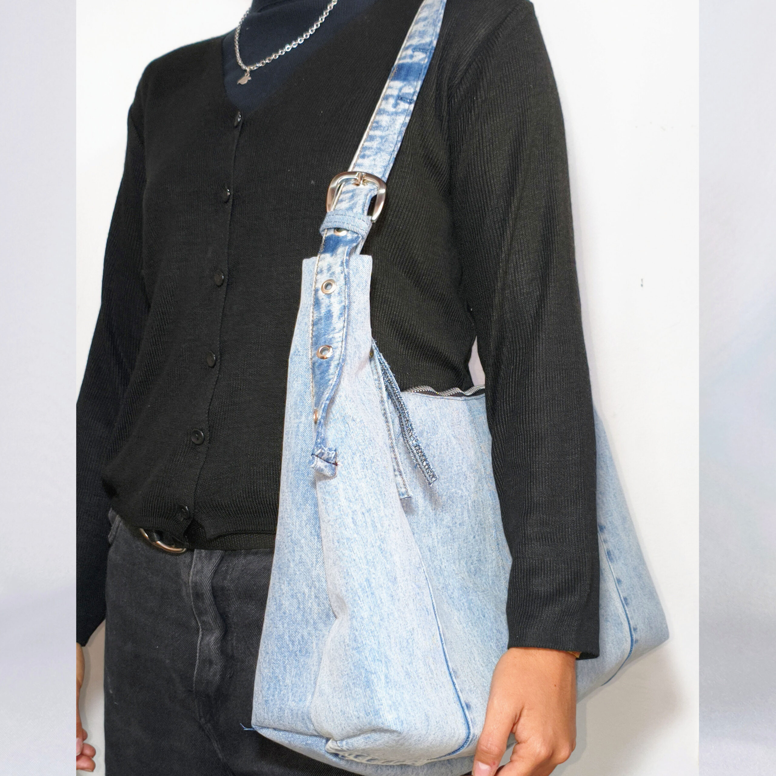 Bolso Maxi Hobo - Image 1